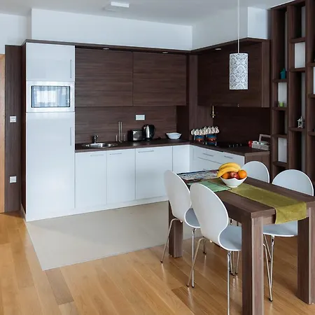 アパート Turistic Centar *